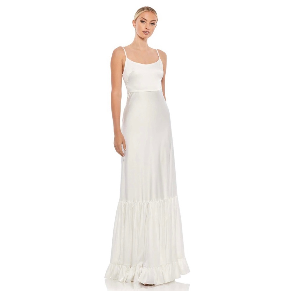 NEW IEENA MAC DUGGAL SCOOP NECK SATIN GOWN 55381
